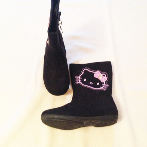Boots Hello KItty toddler girls new sizes 5M, 6M, 7M, 9M or 10M - Picture 1 of 2